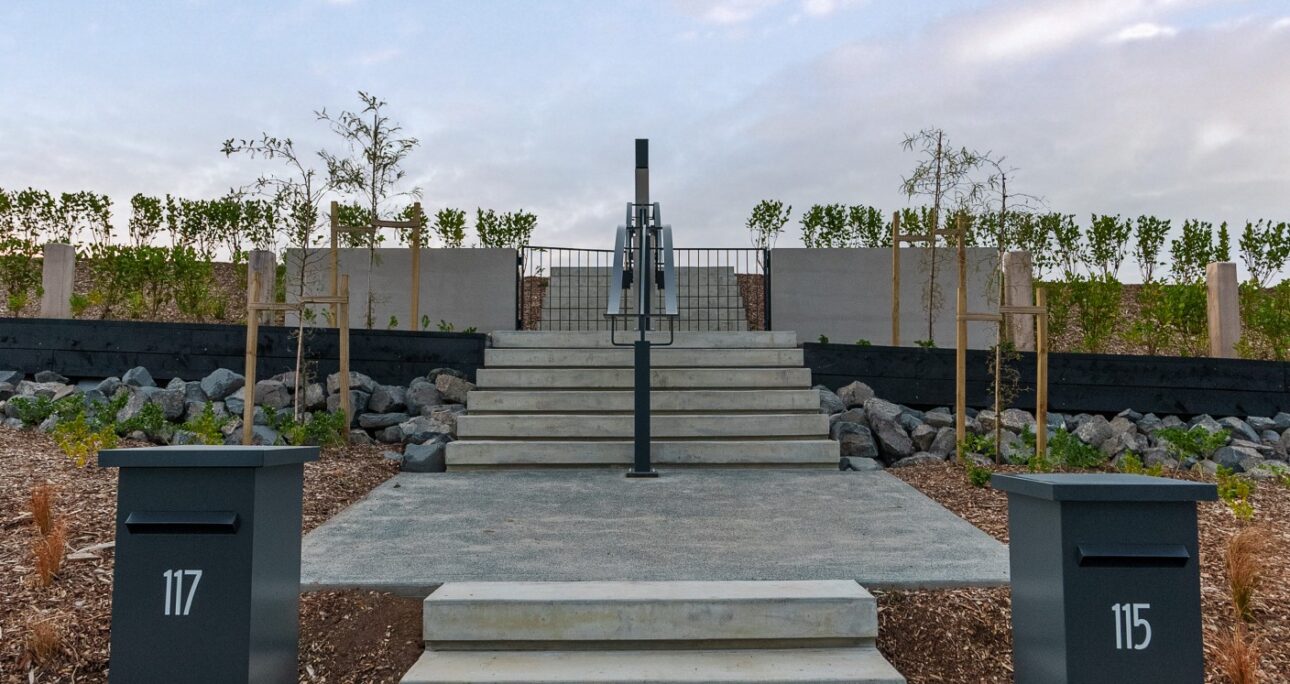 Linear Park, Bremner Ridge